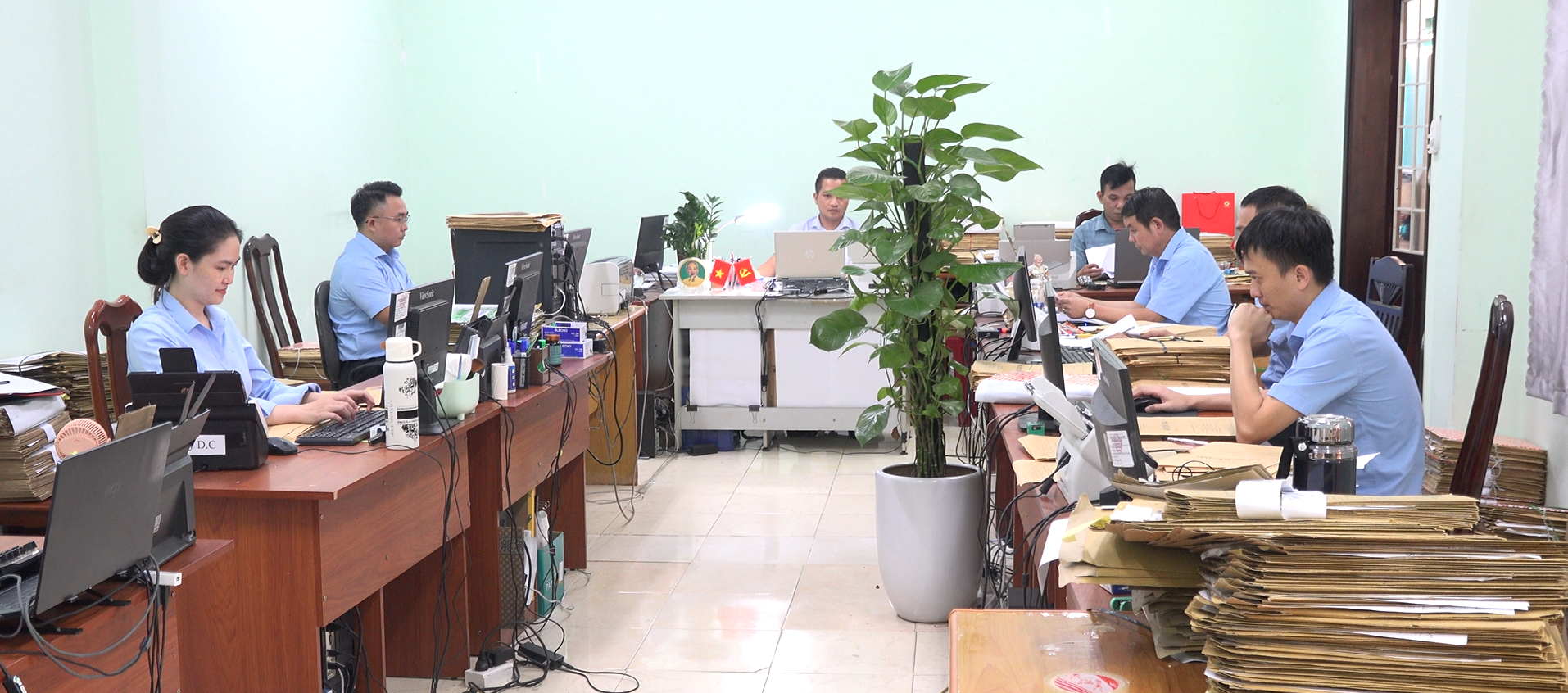 Đề xuất toàn bộ thủ tục đất đai về một mối, cấp xã không còn giải quyết hồ sơ